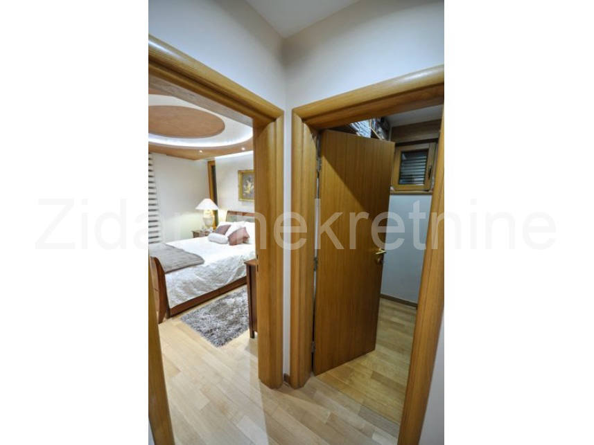 Квартира, 2476 м², 620 018$ — FAKTOR